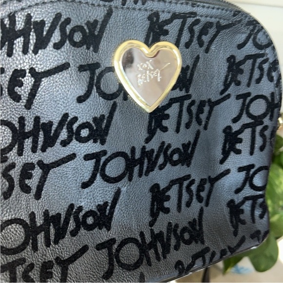 Betsy Johnson Crossbody  Handbag - Picture 2 of 4